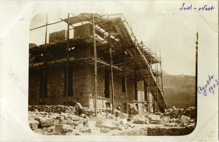 Agosto 1903, vista sud-ovest del Castello Gamba in costruzione